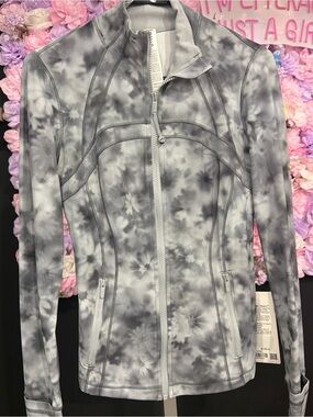 lululemon athletica Gray Tie-Dye Full-Zip Jacket